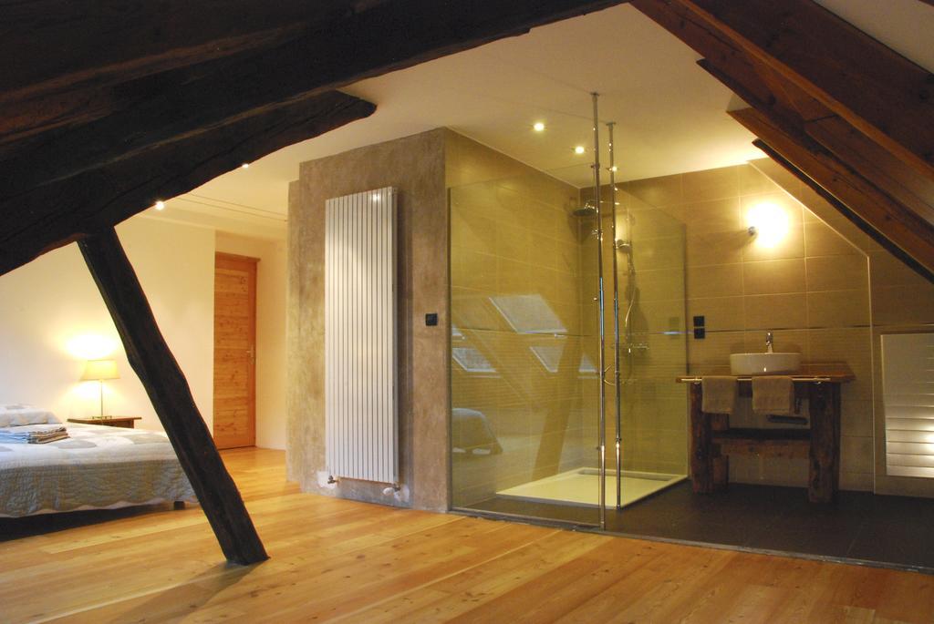 Couette-café La Ferme De Beauté Châteauroux-les-Alpes